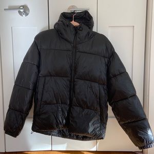 Abercrombie & Fitch male XS black puffer jacket.